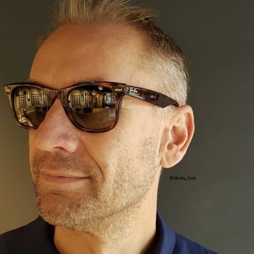 Model Display Ray-Ban Wayfarer Brown Tortoise RB2140 - Picture 16 of 16
